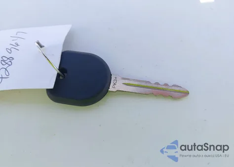 2003 Saturn Vue 4 Cyl from USA, damaged, VIN 5GZCZ33D23S915071